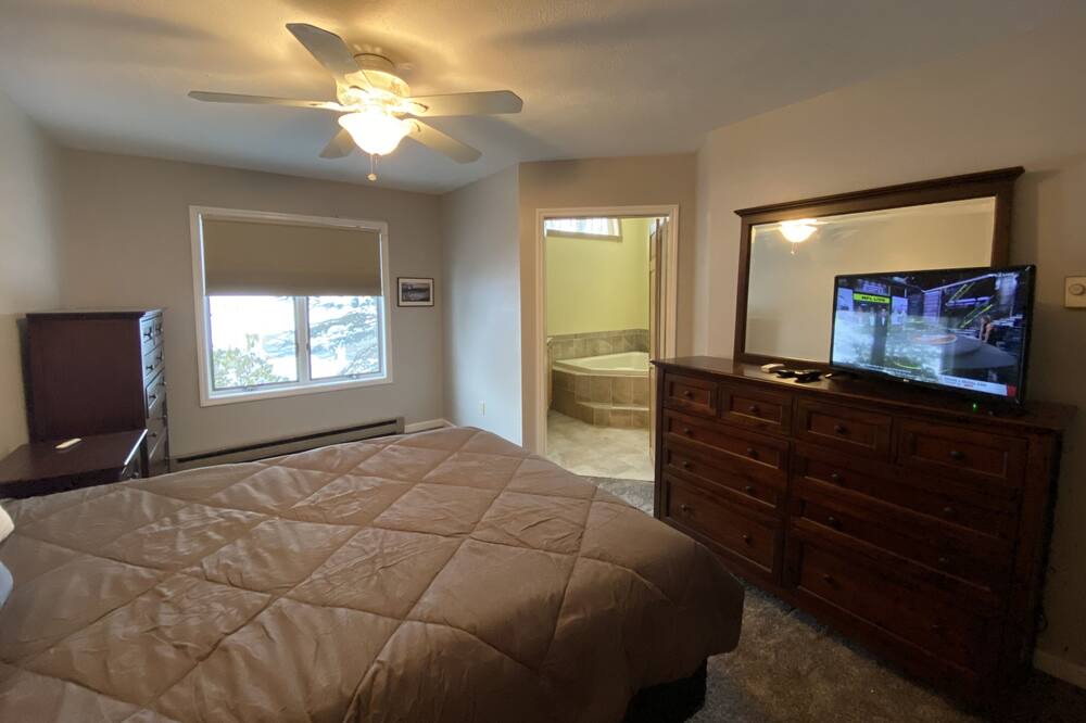 Photo of Bedroom in Lake Harmony