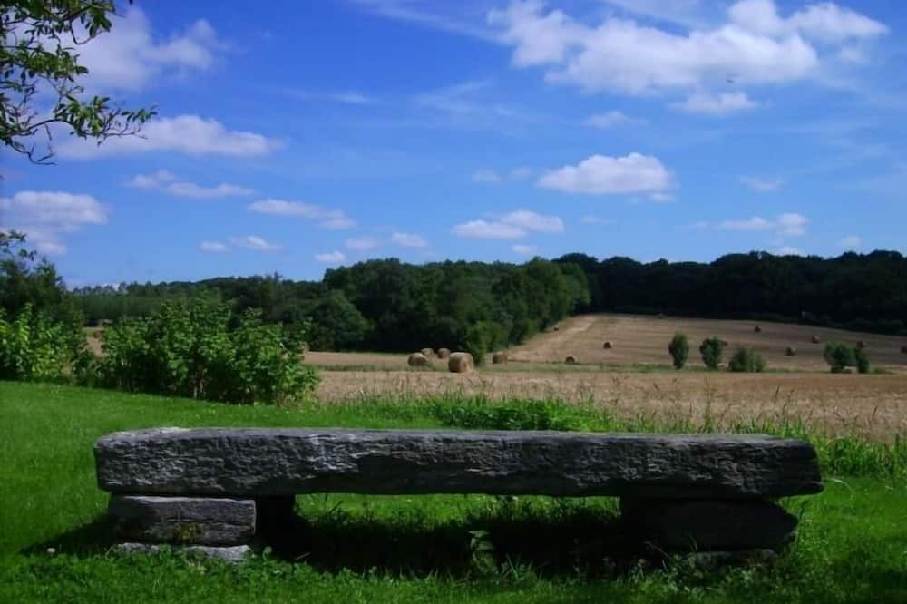 Photo of Outdoor in Saint-Germain-lAiguiller