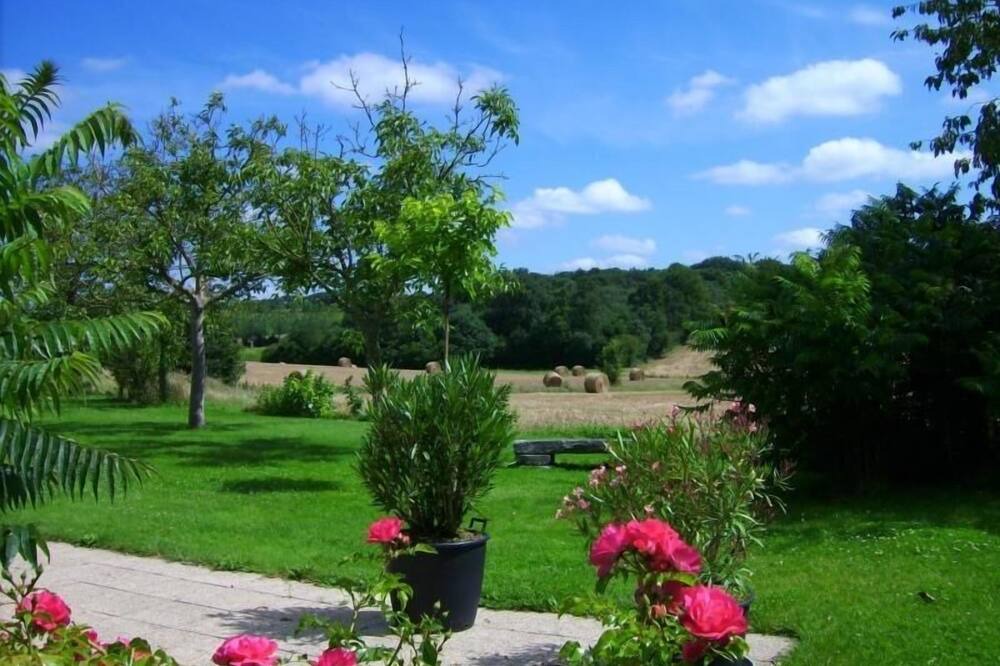 Photo of Outdoor in Saint-Germain-lAiguiller