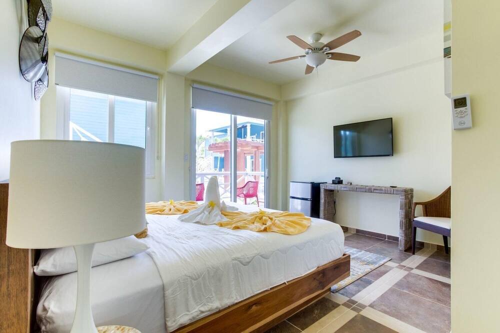 Photo of Bedroom in Placencia