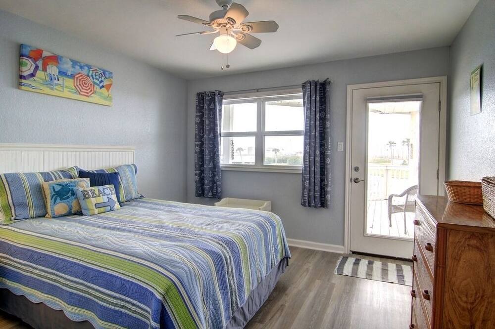 Photo of Bedroom in Port Aransas