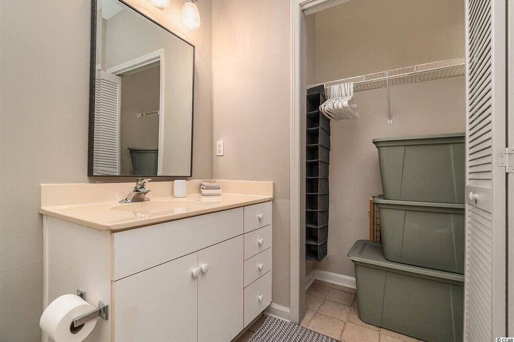Photo of Bathroom in Red Hill