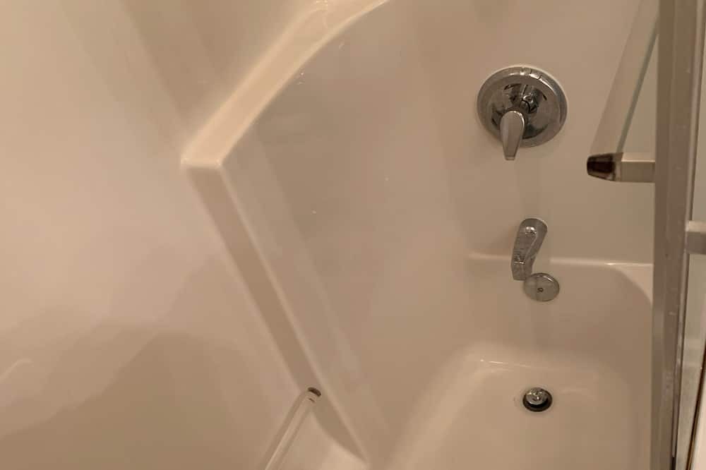 Photo of Bathroom in Red Hill