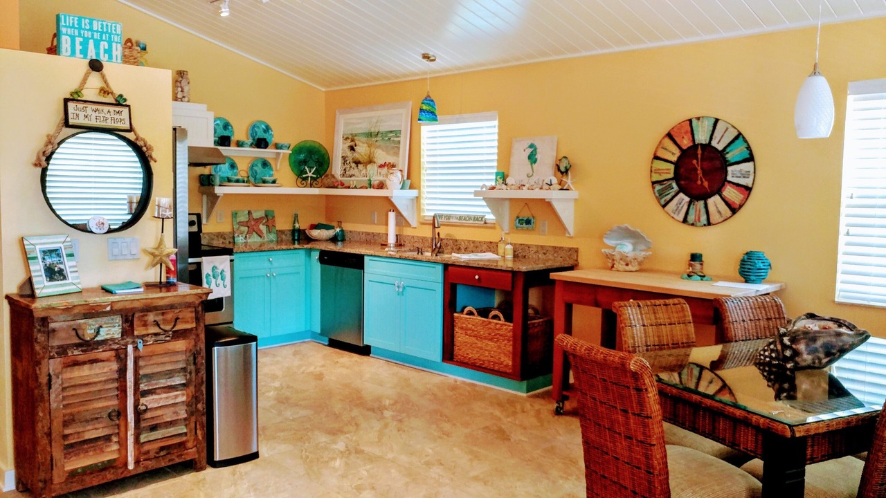 Photo of Kitchen in Mid Island