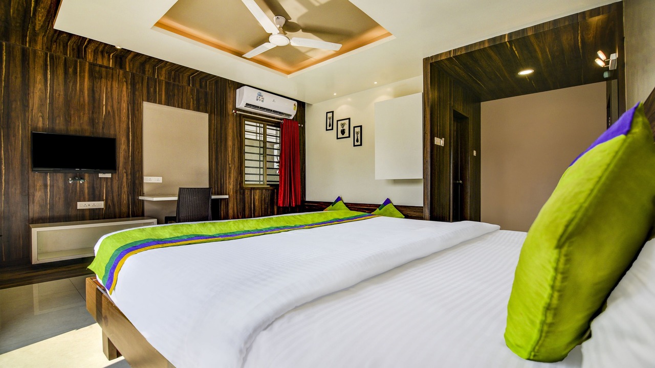 Photo of Bedroom in Kolhapur