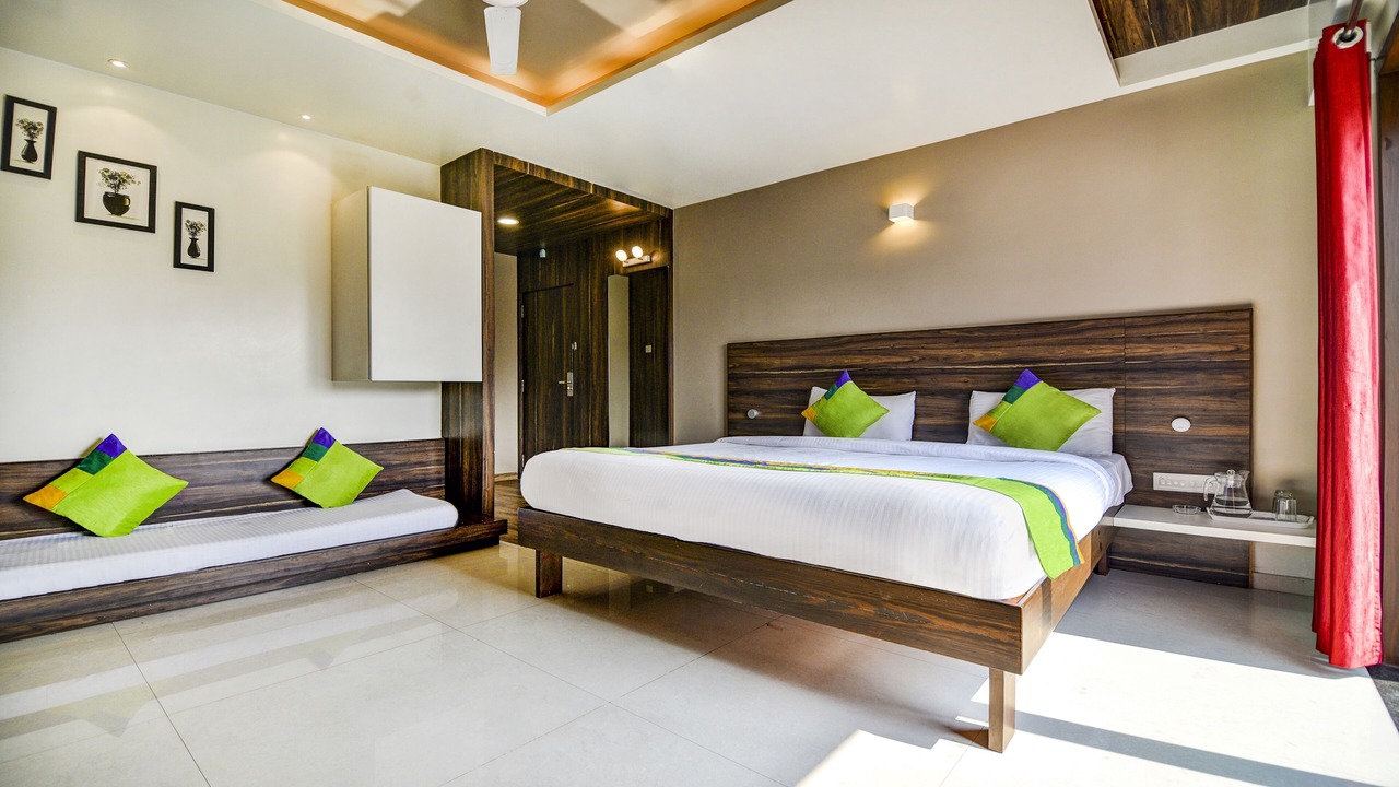 Photo of Bedroom in Kolhapur