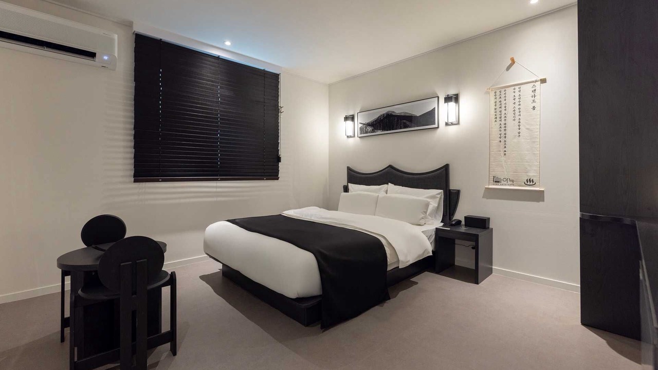 Photo of Bedroom in Bongmyeong-dong