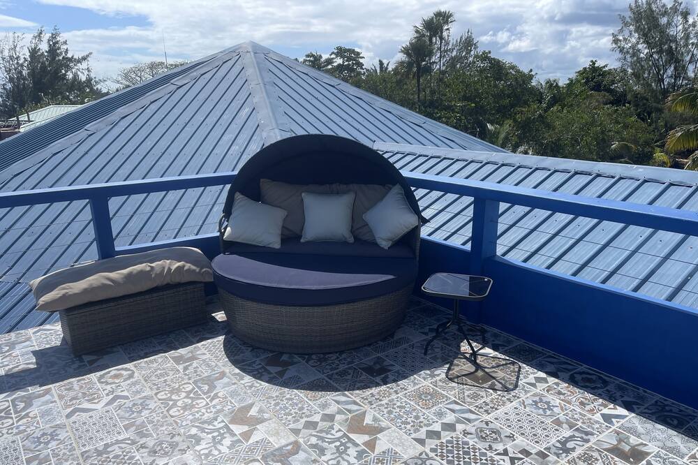 Photo of Patio Balcony in Caribbean Way