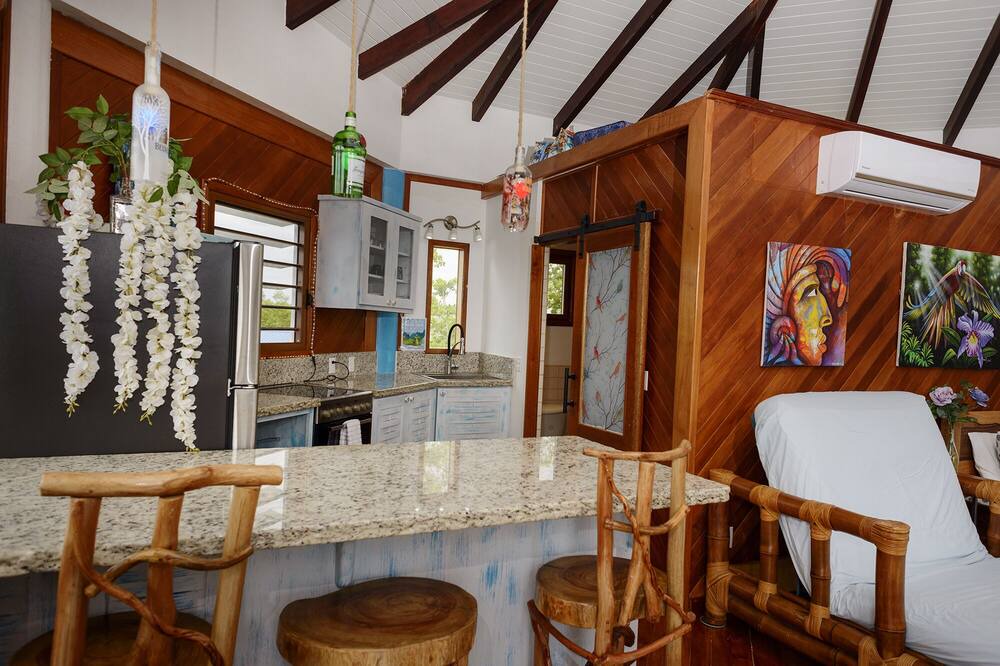 Photo of Kitchen in Caribbean Way