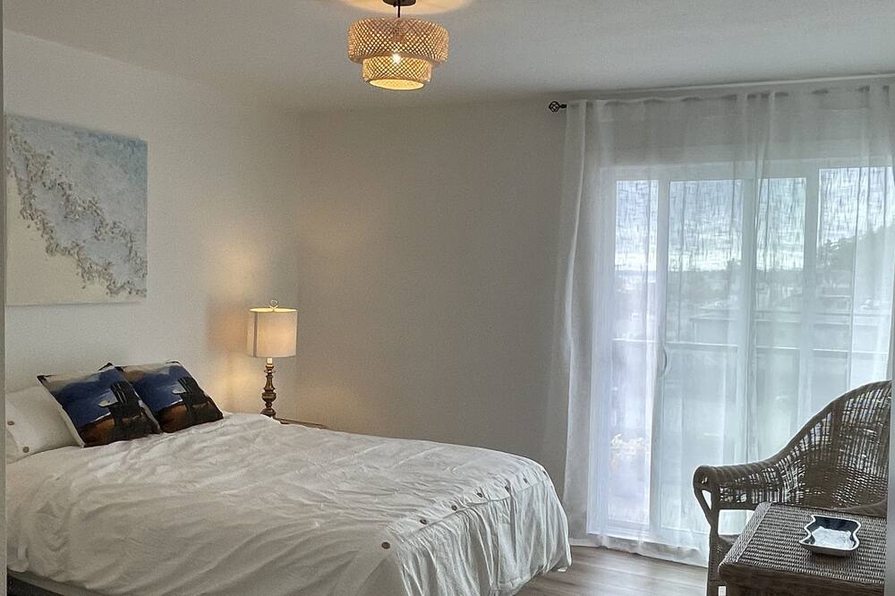 Photo of Bedroom in Campbell River
