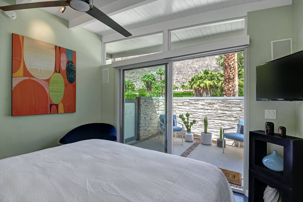 Photo of Outdoor in Tahquitz River Estates