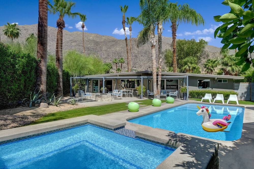 Photo of Outdoor in Tahquitz River Estates