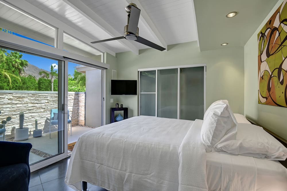 Photo of Outdoor in Tahquitz River Estates