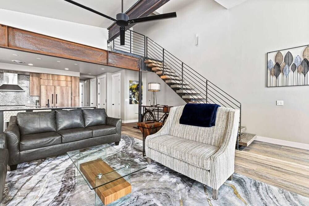Photo of Livingroom in Woodmoor
