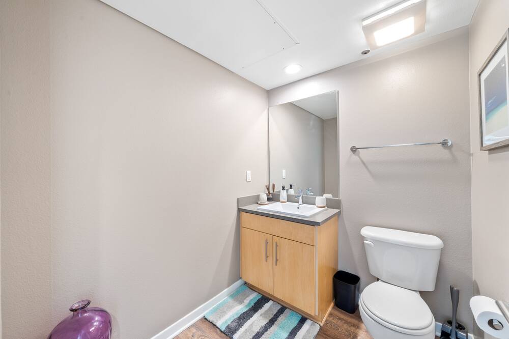 Photo of Bedroom in Silver Strand