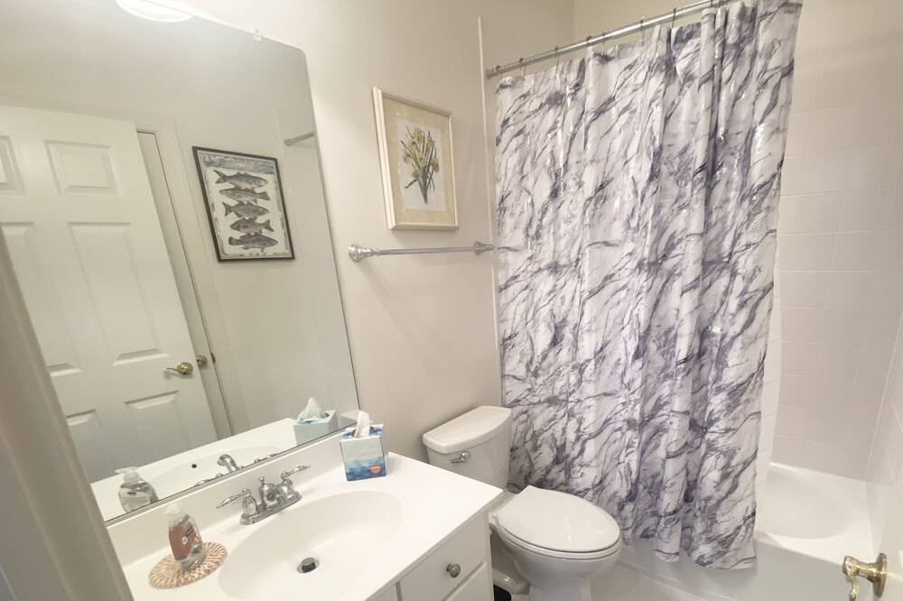 Photo of Bathroom in Rehoboth Beach