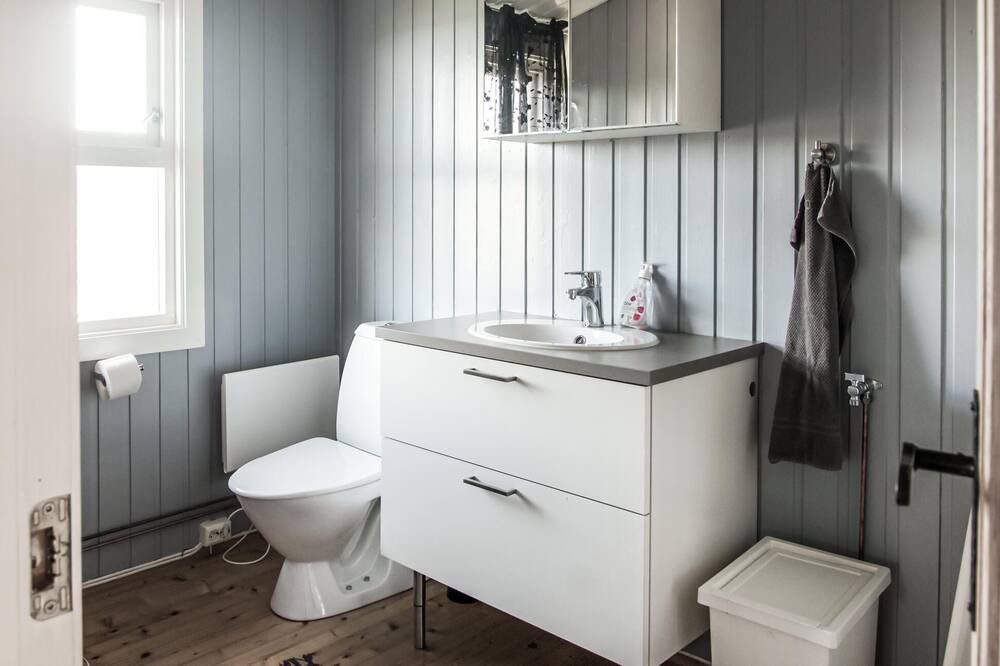 Photo of Bathroom in Hemne