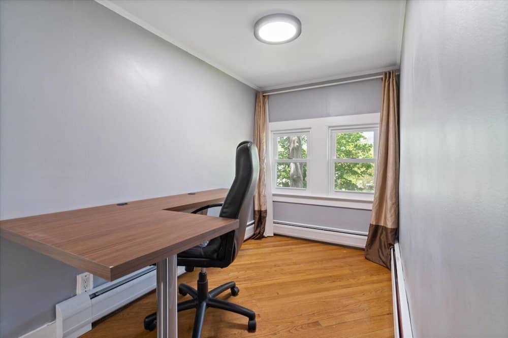 Photo of Bedroom in Ronkonkoma