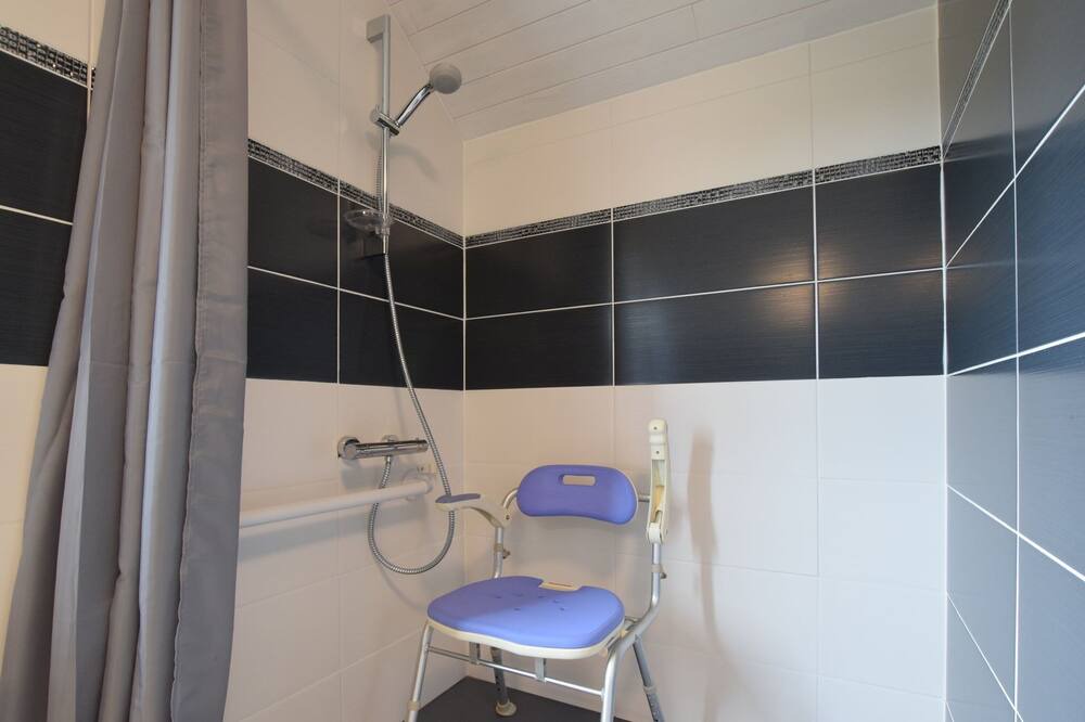Photo of Bathroom in Daverdisse