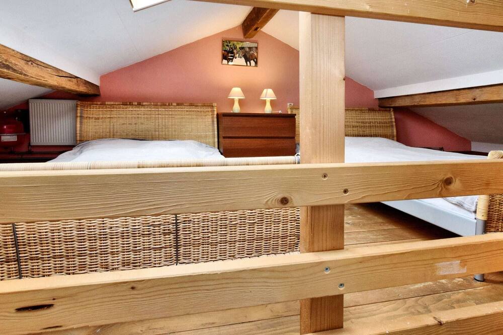 Photo of Bedroom in Commanster