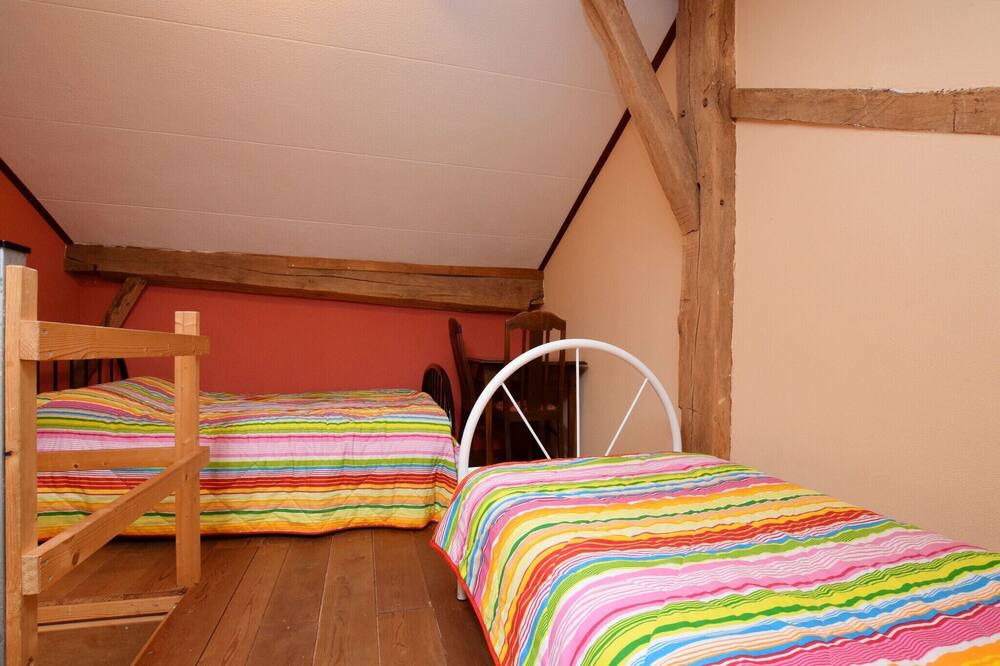 Photo of Bedroom in Commanster
