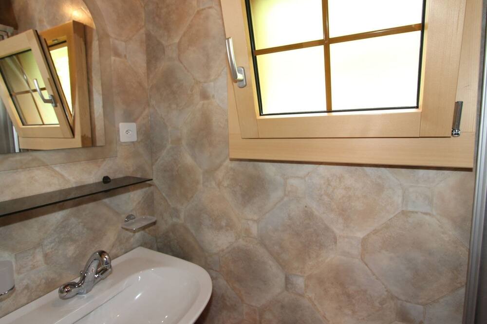 Photo of Bathroom in Saas-Balen