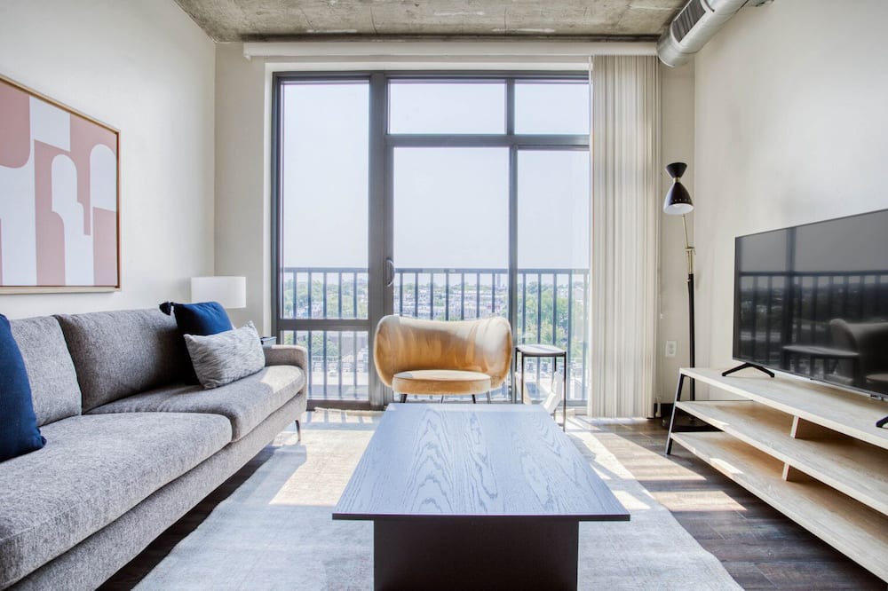 Photo of Livingroom in H Street Corridor
