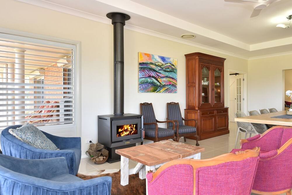 Photo of Livingroom in Mount View