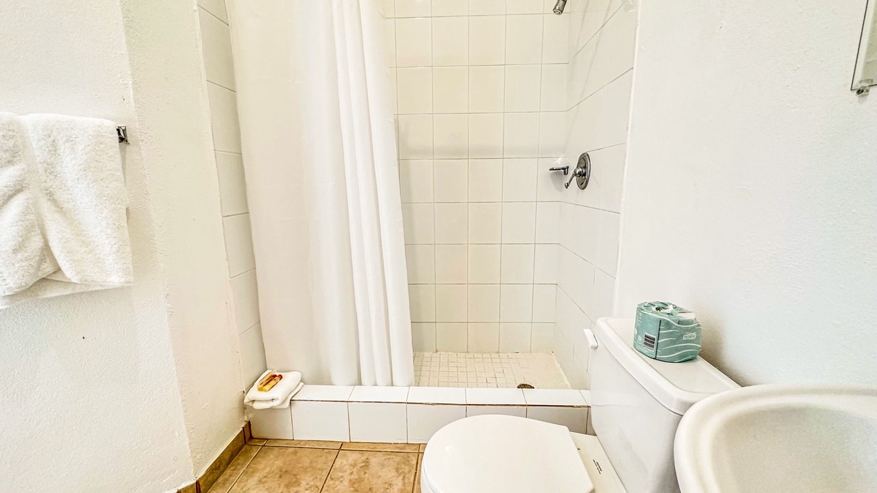 Photo of Bathroom in Carcel