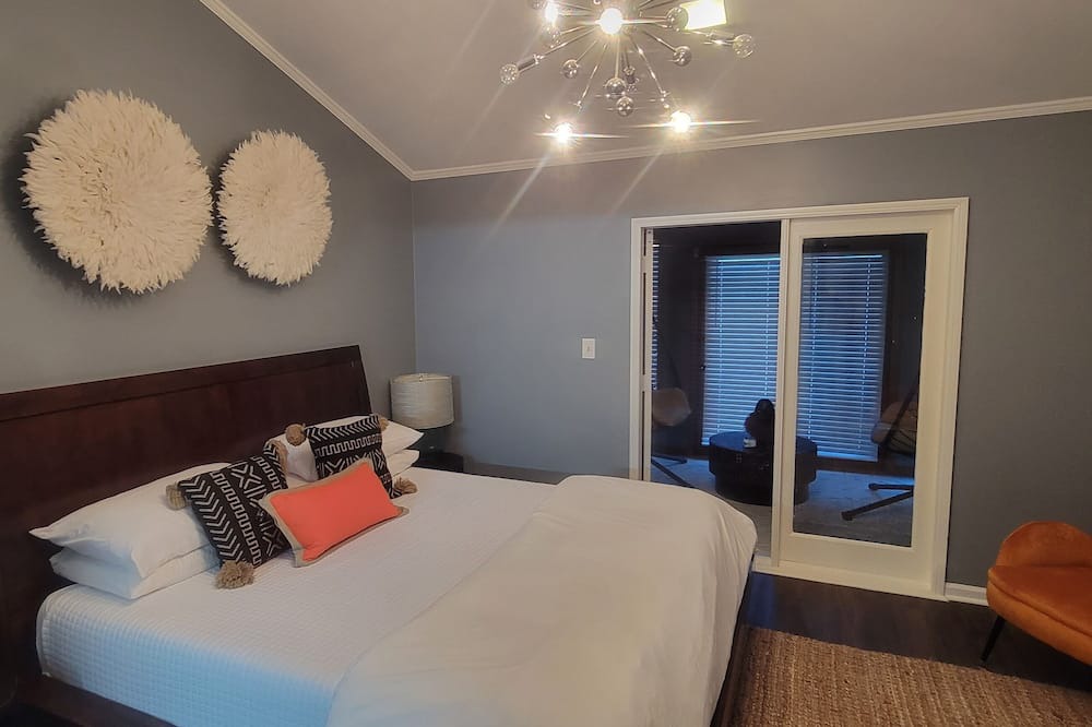 Photo of Bedroom in Monroe County