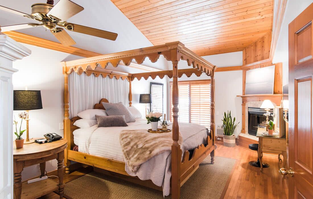 Photo of Livingroom in Summerland