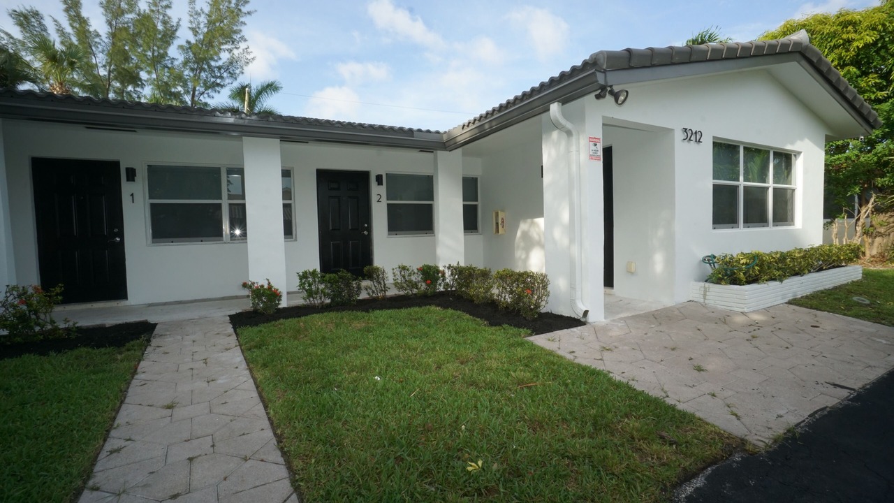 Photo of Outdoor in Santa Barbara Estates