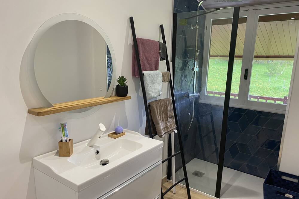 Photo of Bathroom in Guillaumes