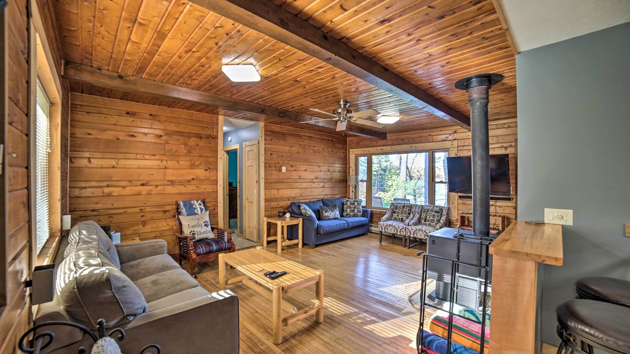 Photo of Livingroom in Wetmore