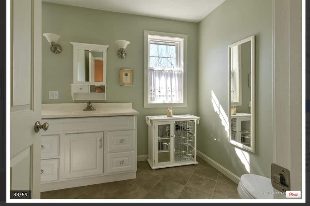 Photo of Bedroom in Town Hill