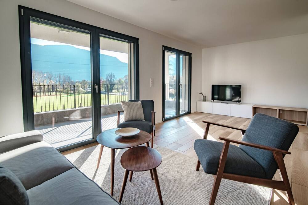 Photo of Livingroom in Gudo