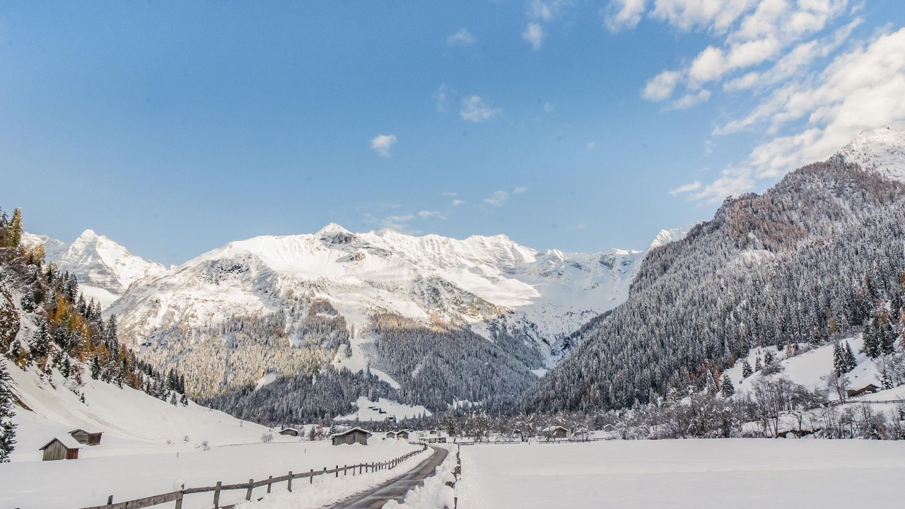Photo of Others in Vals