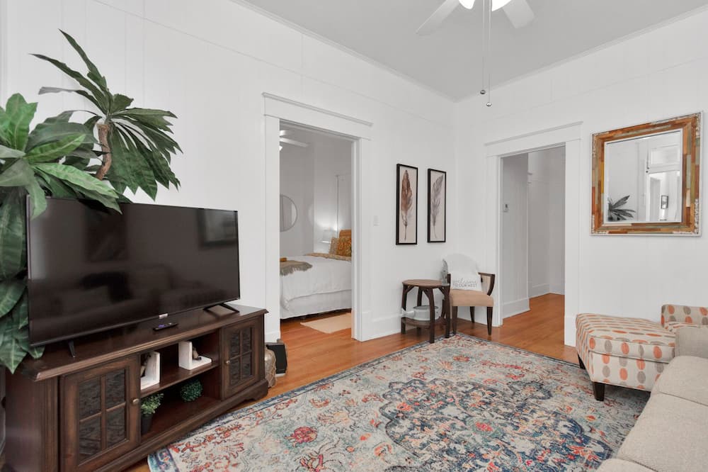 Photo of Bedroom in San Jacinto