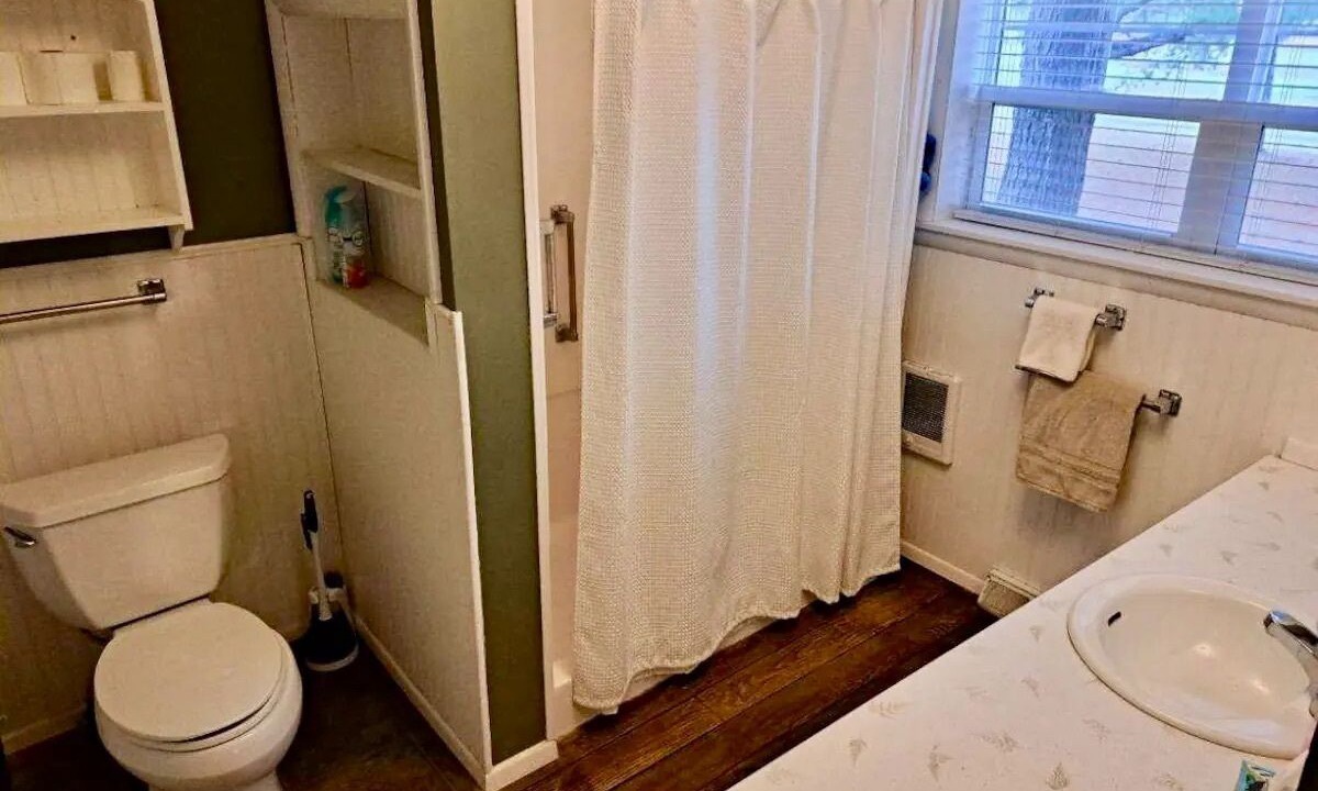 Photo of Bathroom in Grayling