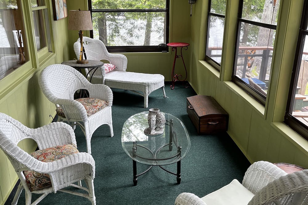 Photo of Livingroom in Gloversville