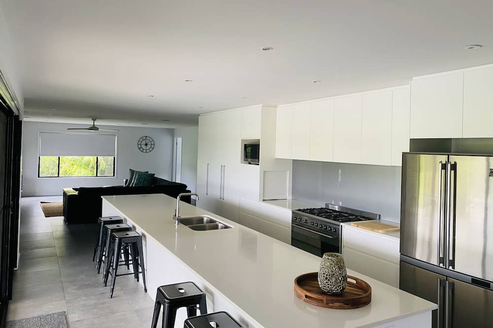 Photo of Kitchen in Main Arm
