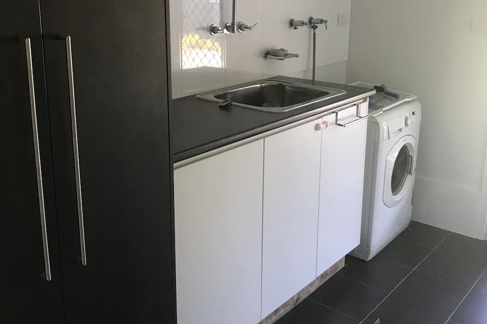 Photo of Kitchen in Main Arm