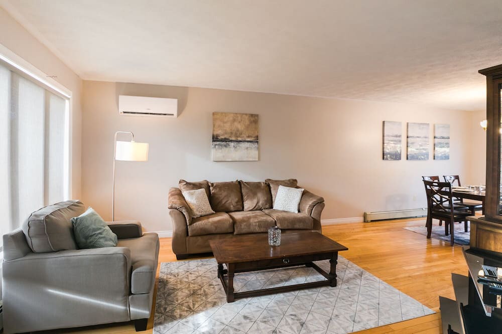 Photo of Livingroom in Charlottetown