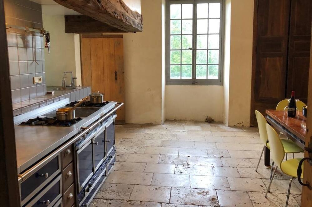 Photo of Bedroom in Poilly-lez-Gien