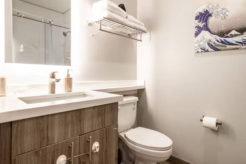 Photo of Bathroom in Old Town