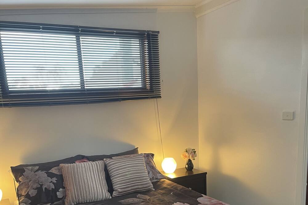 Photo of Bedroom in Kurrajong Hills