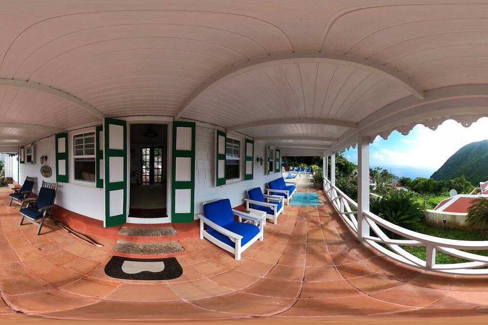 Photo of Outdoor in Windward Side