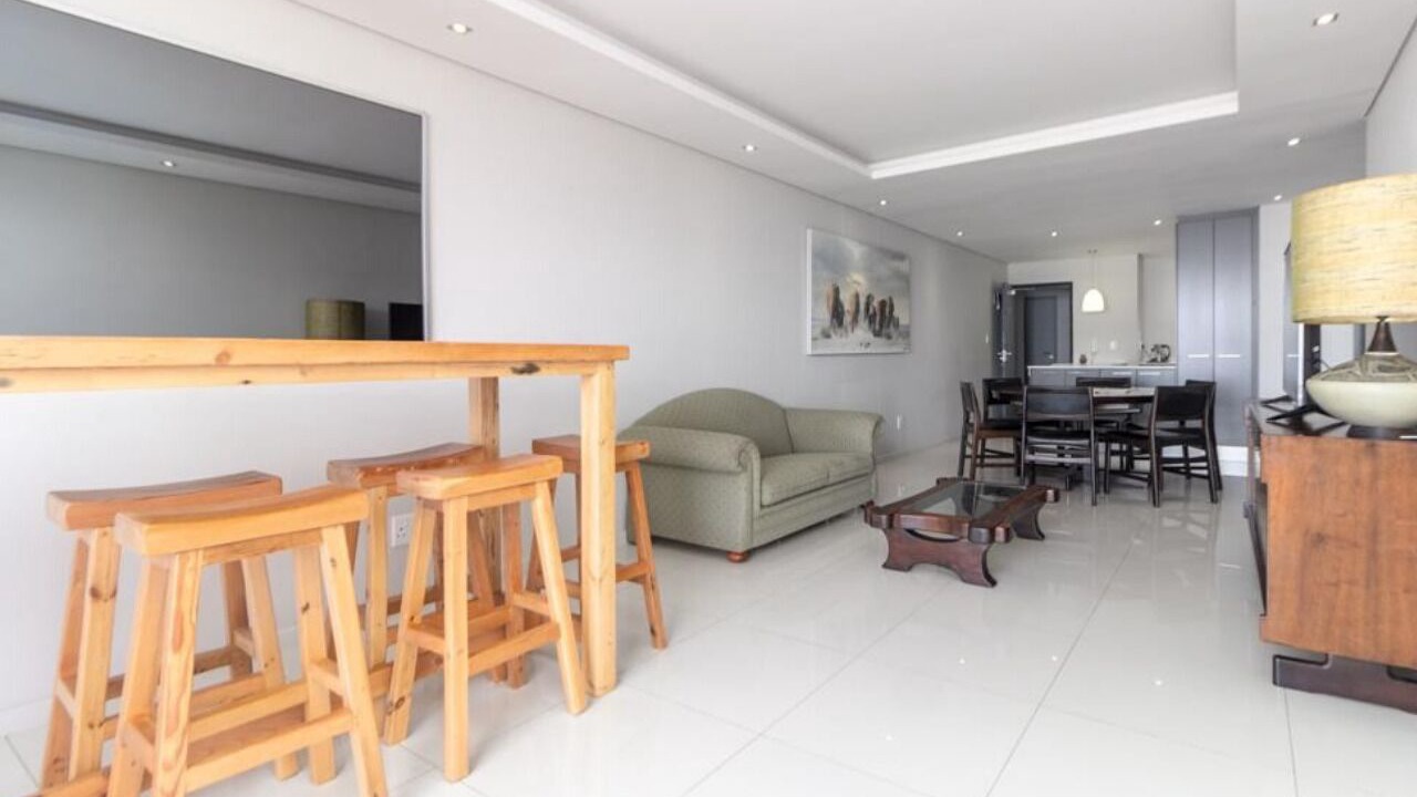 Photo of Others in Bloubergstrand