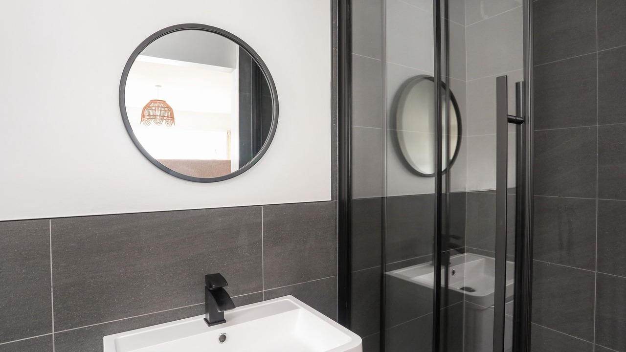Photo of Bathroom in Abersoch