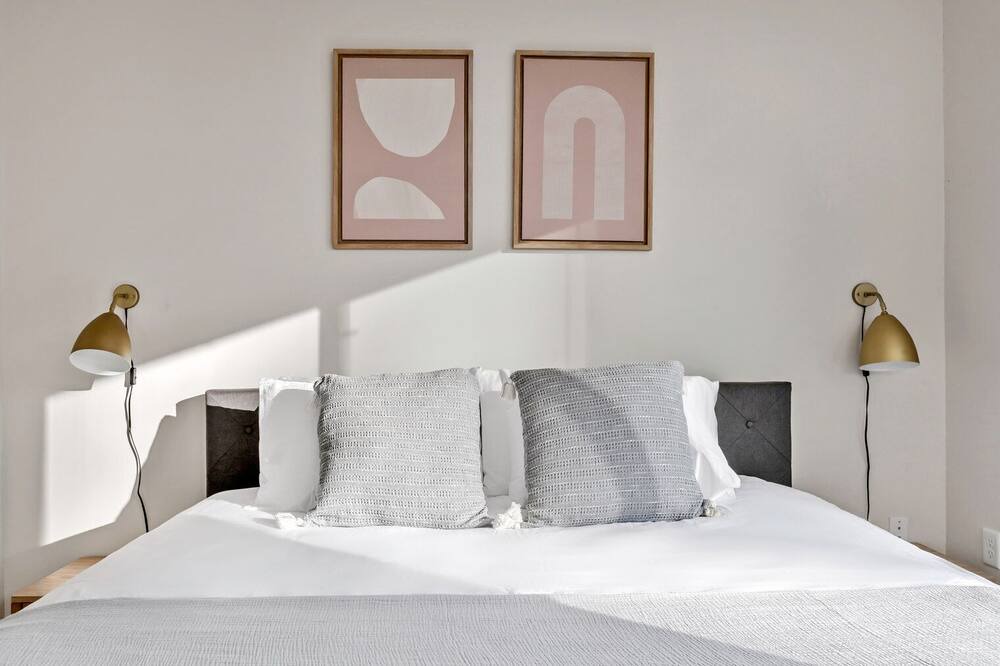 Photo of Bedroom in H Street Corridor